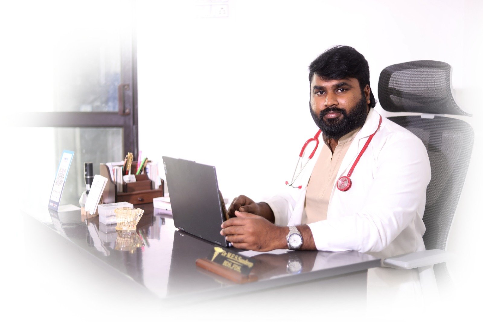 Dr. M. E. S. Sandeep